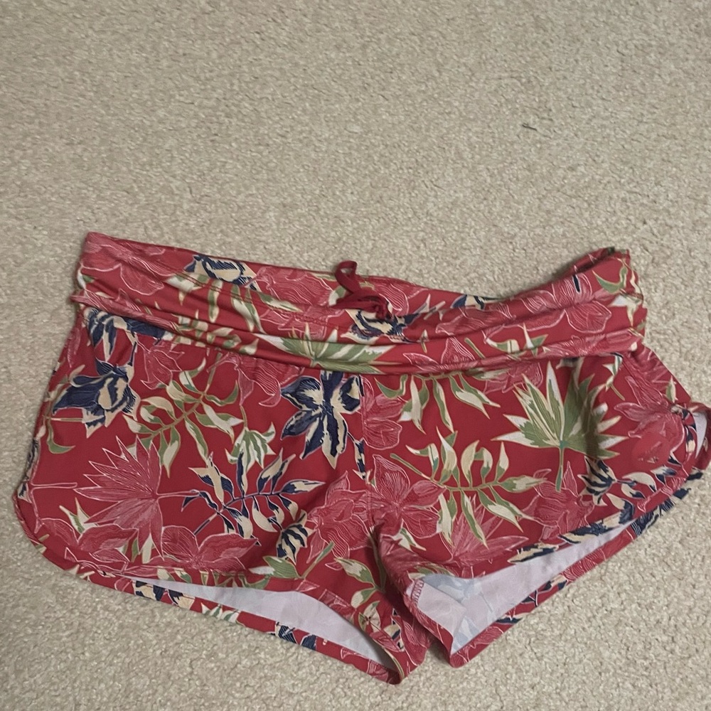 Roxy Women’s fold over waist red board shorts medium